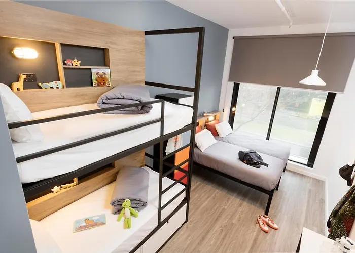 Private Bathroom Quadruple Room