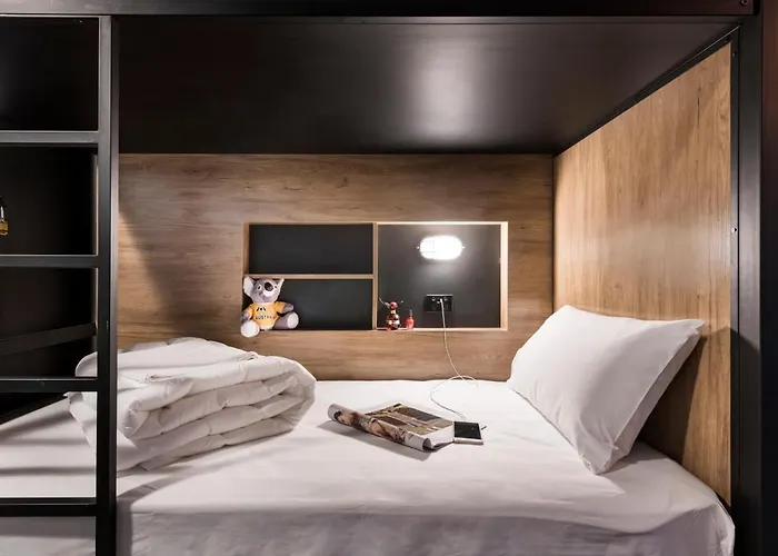 Dormitory Room Mixed